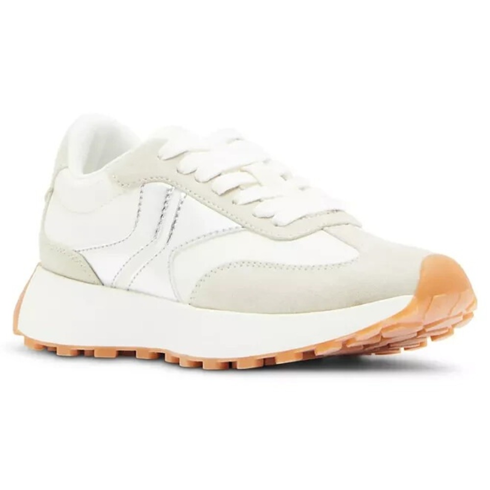 Steve Madden Women's Athletic Jogger Sneaker Size 8 Taupe/Silver